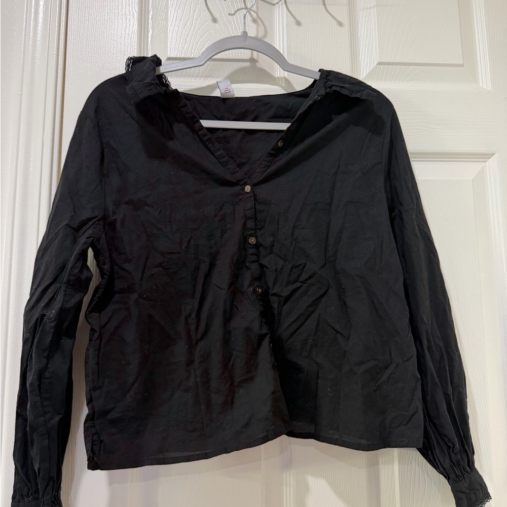 Old Navy Black Button-Up Blouse